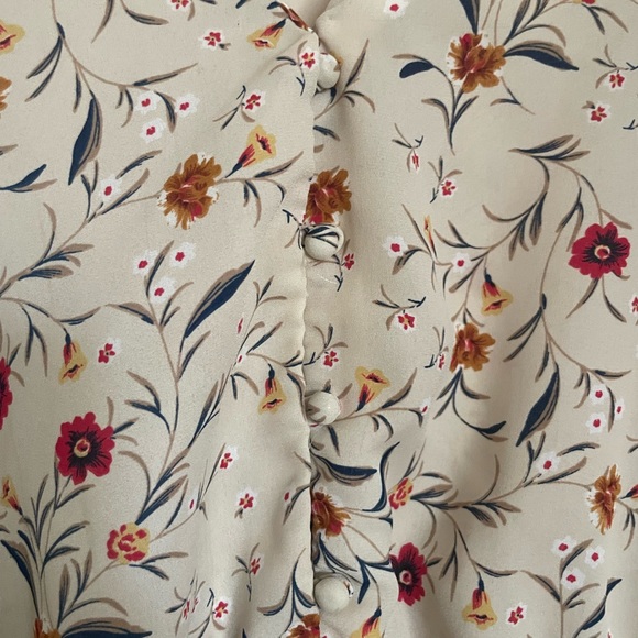 Sienna Sky Floral Top size S - Picture 7 of 7